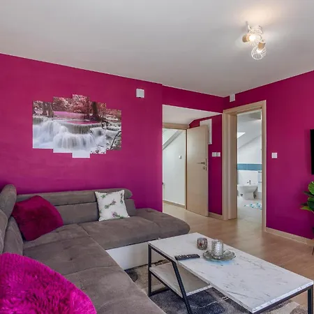 Apartment Awesome In With Wifi *